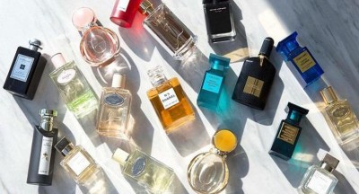 Hướng dẫn khách hàng mua nước hoa tại Perfume World